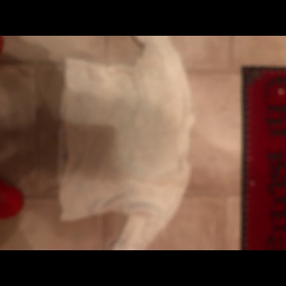 Very cute hollister fuzzy snowflake sweater fuzzy and cropped style - Picture 2 of 3